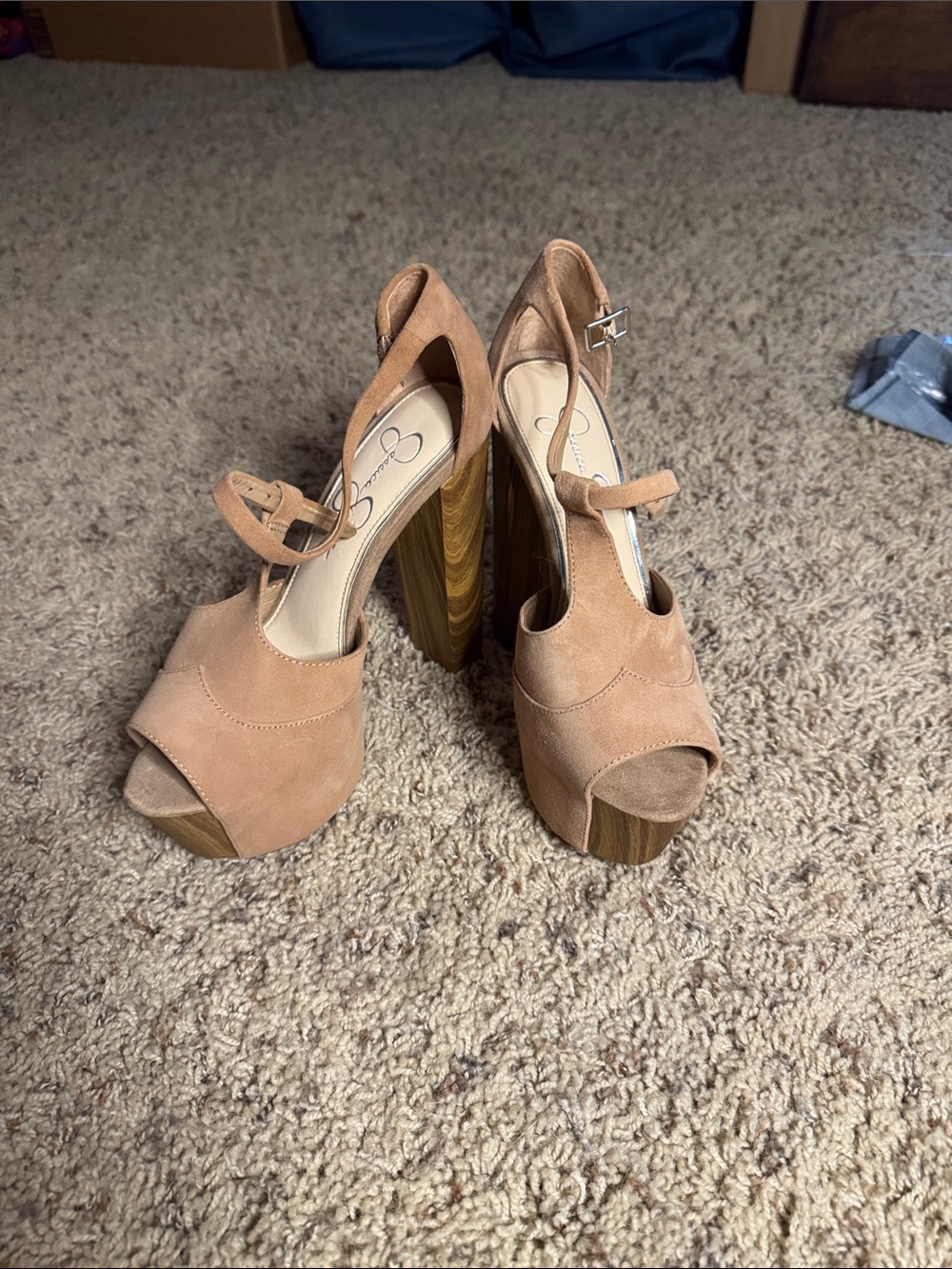 Jessica Simpson Dany T-Strap Platform Sandal in Sand
